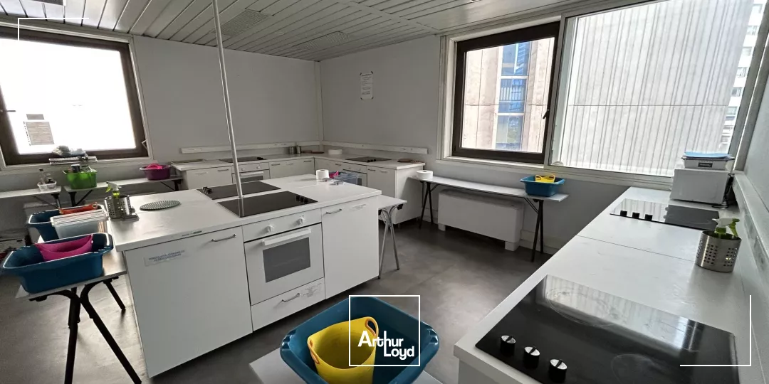 A louer - Immeuble de bureaux - BORDEAUX Mériadeck