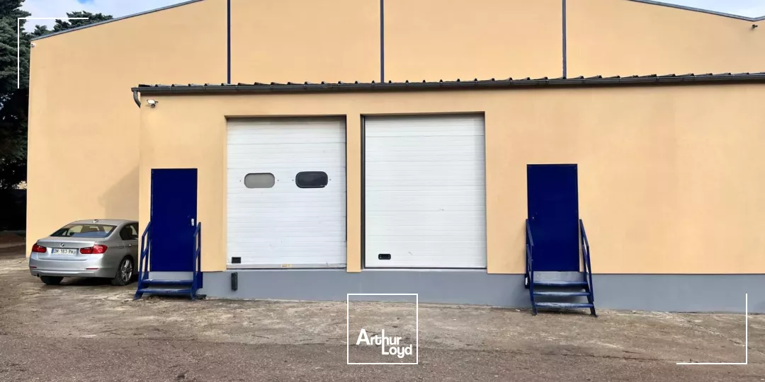 LOCAL D'ACTIVITE DE 248 M² A EAUBONNE - FONCTIONNEL, ACCESSIBLE ET RENOVE