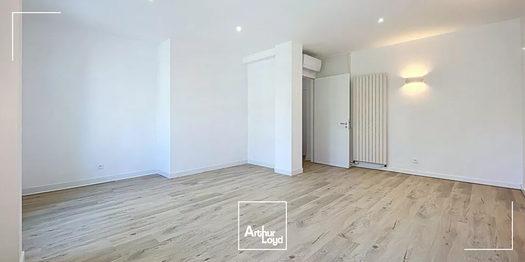 BUREAUX à LOUER de 207 m²