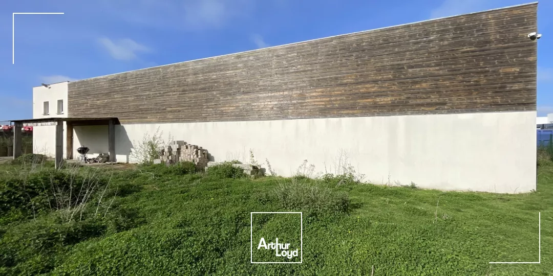 A VENDRE sur Amblainville !Local d'activité d'environ 584 m2 à Amblainville