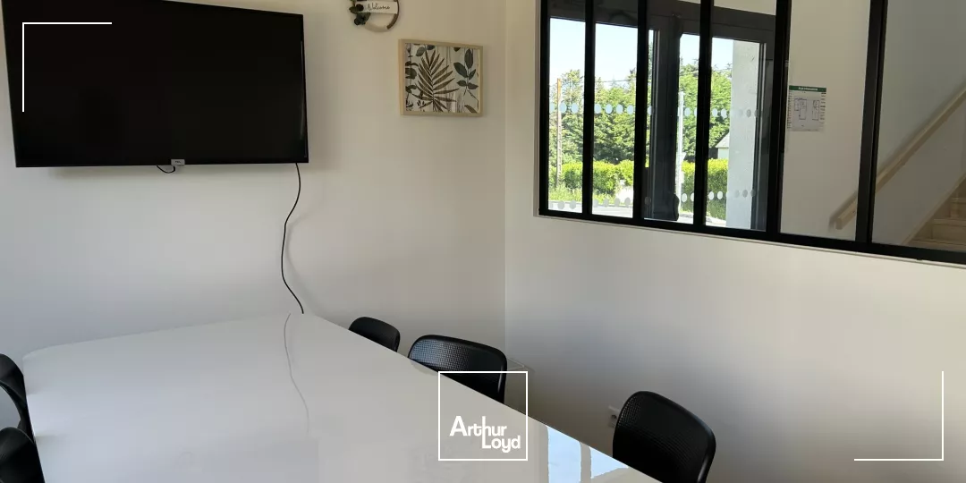 A VENDRE - BUREAUX - 180 M2 - ST NAZAIRE