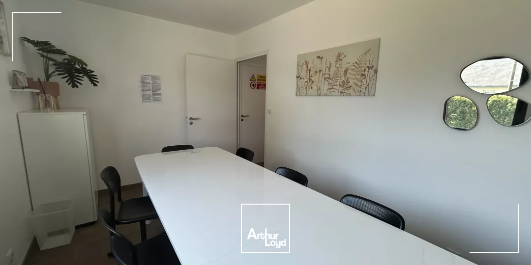 A VENDRE - BUREAUX - 180 M2 - ST NAZAIRE