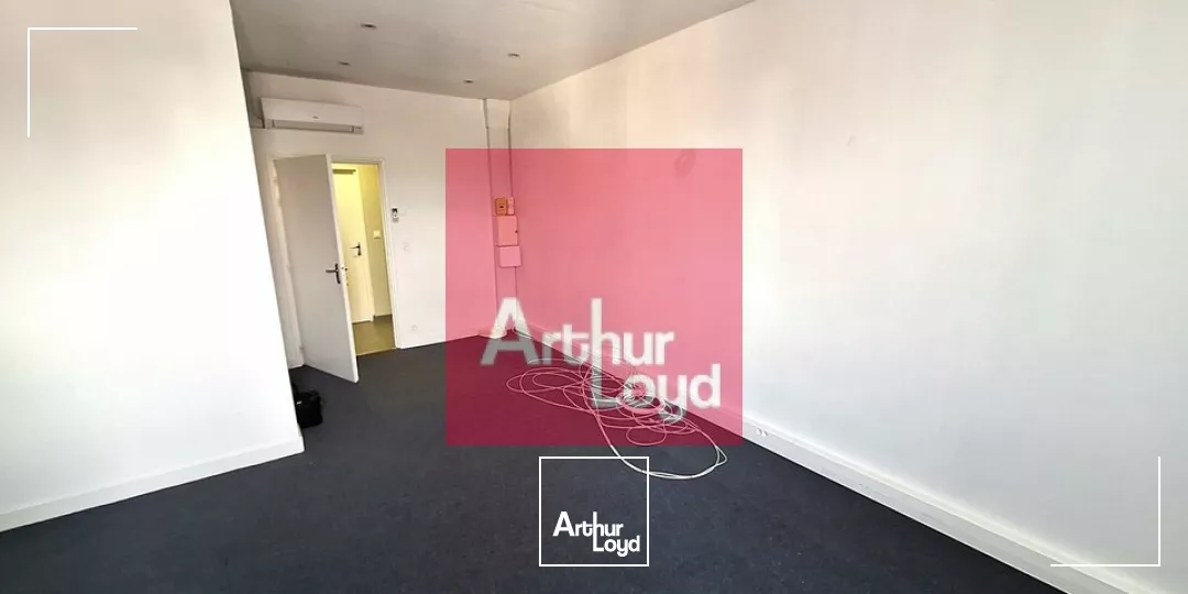 CLERMONT-FERRAND A LOUER BUREAUX 20M²