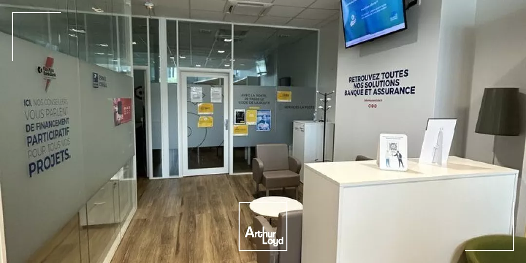 LOCAL COMMERCIAL à LOUER de 279 m²