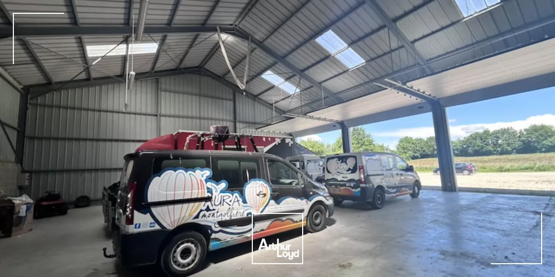 CHATILLON SUR CHALARONNE - VENTE INVESTISSEUR - BATIMENT RECENT