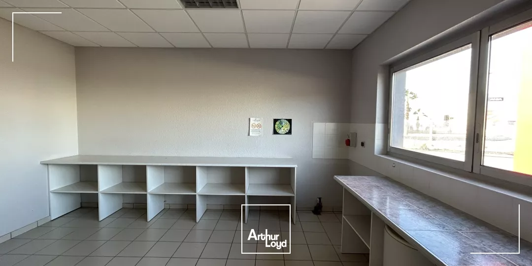 Local d'activité à vendre 