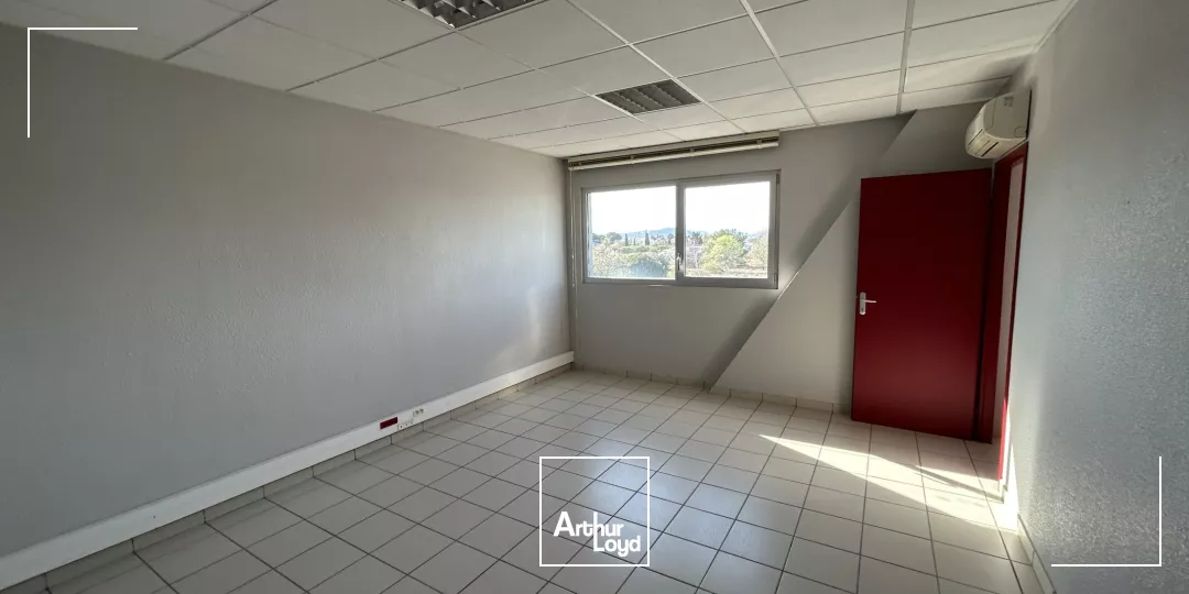 Local d'activité à vendre 