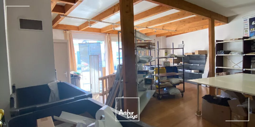 A VENDRE, Local commercial 440 m² environ - La Rochelle Rompsay