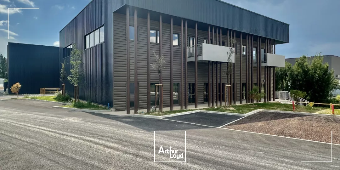 Bâtiment d'activités neuf à louer sur VENELLES