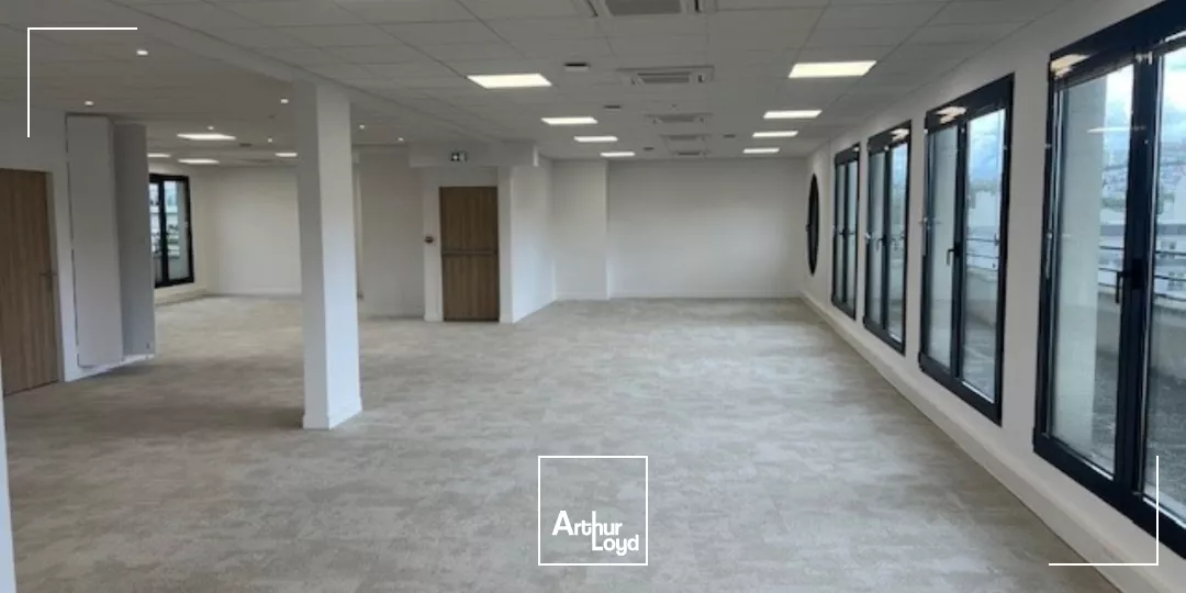 RARE SUR BOURG LA REINE !