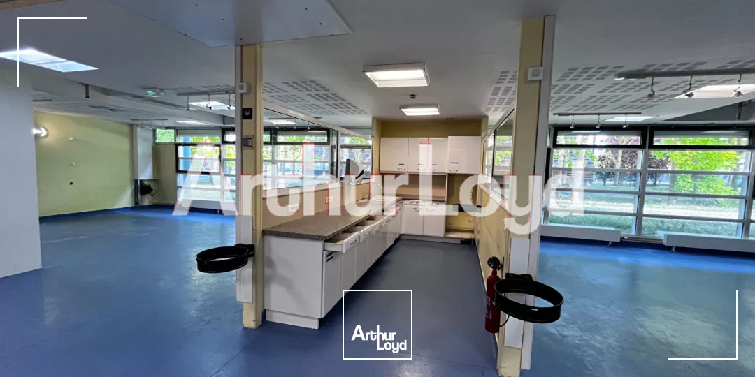 Immeuble R+1 bureaux - Herouville Saint Clair