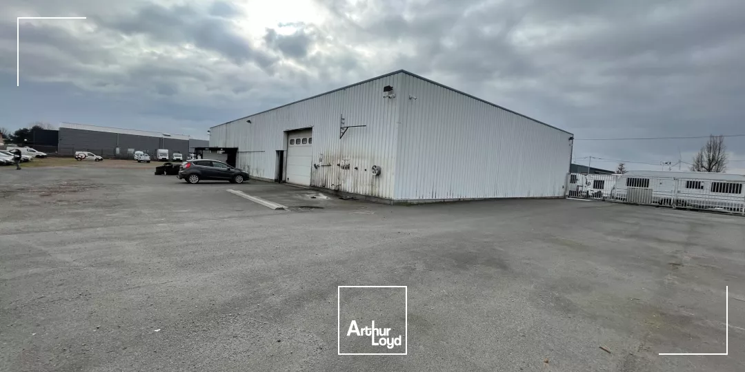 Locaux d'activité à vendre à NOYELLES GODAULT 62950