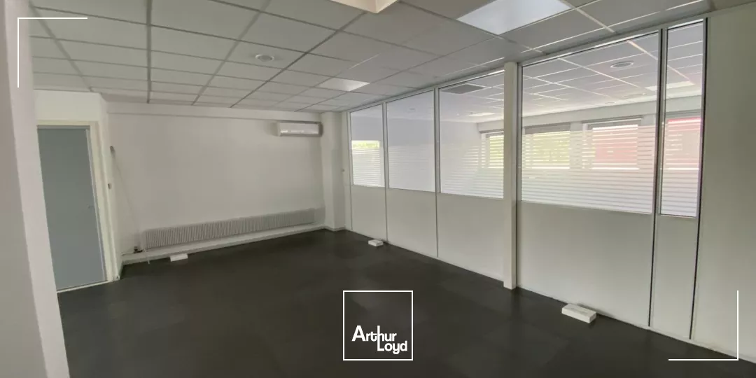 LOCATION DE BUREAUX 354M² ECHIROLLES 1ER ETAGE