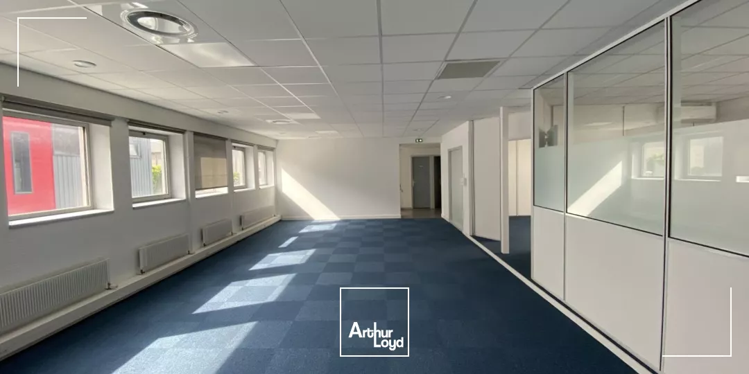 LOCATION DE BUREAUX 354M² ECHIROLLES 1ER ETAGE