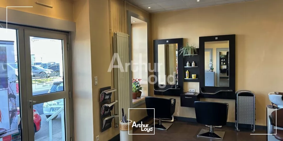 FONDS DE COMMERCE SUR AXE PASSANT COEUR DE VILLE DE BELLERIVE SUR ALLIER