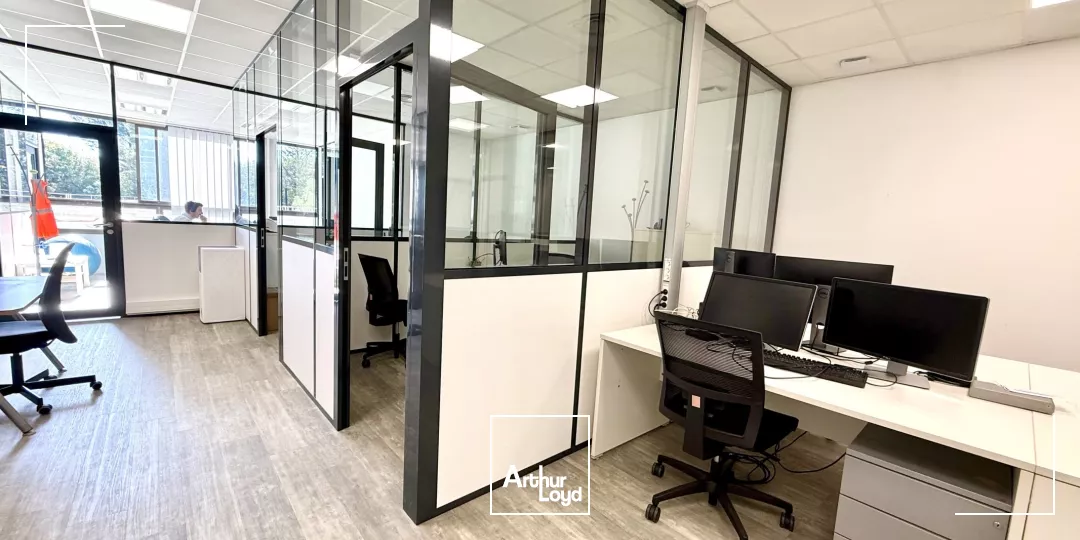 BUREAUX A LOUER AVEC PARKINGS PRIVATIFS SUR LE POLE D'ACTIVITÉS D'AIX