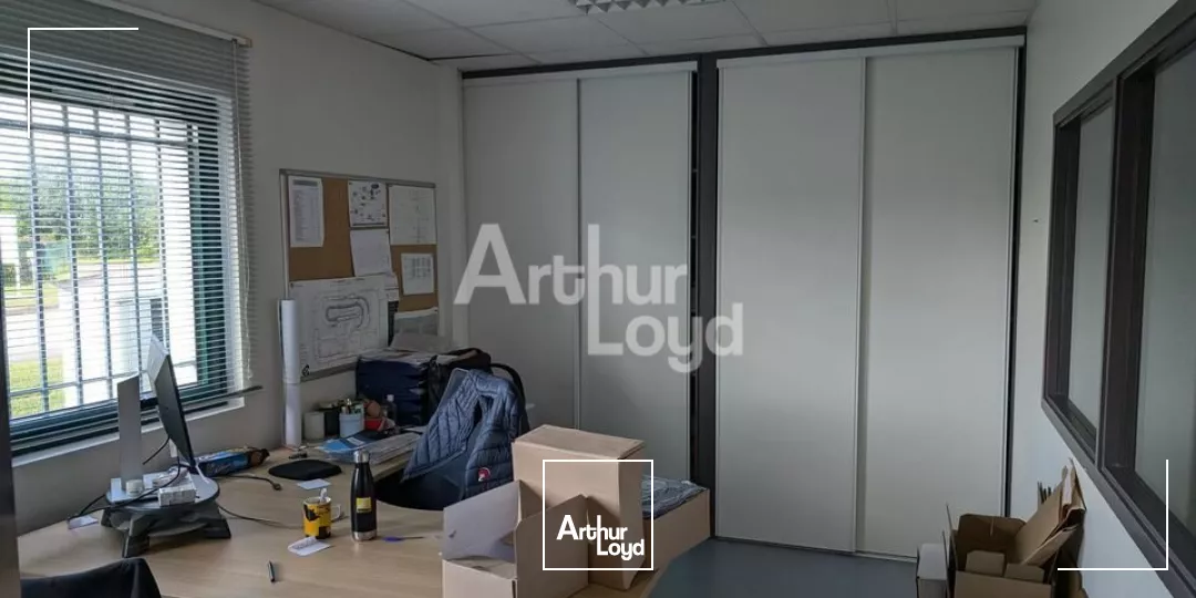 Entrepôt qualitatif, facile d'accès, en 1ère couronne de Rennes !