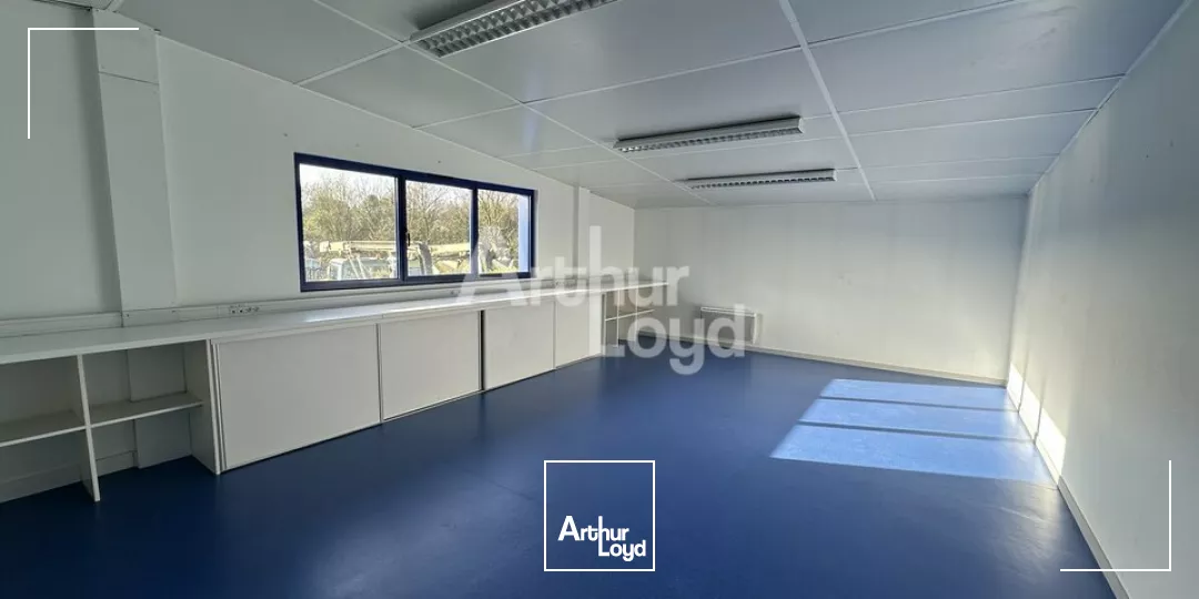 CREVIN - LOCAL D'ACTIVITE A VENDRE - 670 M²