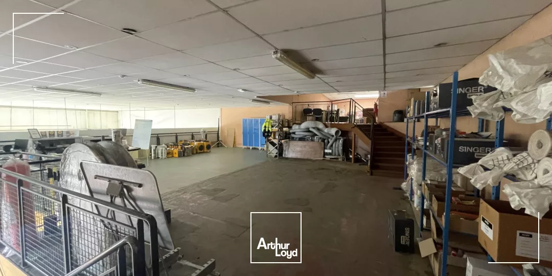 2 LOCAUX COMMERCIAUX DE 850M2 ENV & 460M2 ENV RDC À LOUER SUR CAPINGHEM
