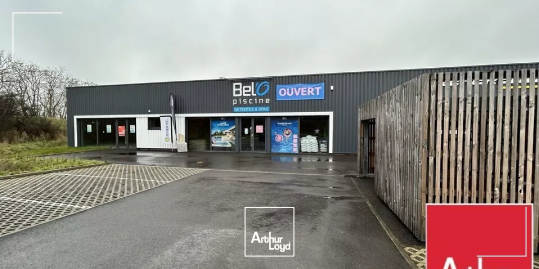 LOCAL COMMERCIAL à LOUER de 312 m²