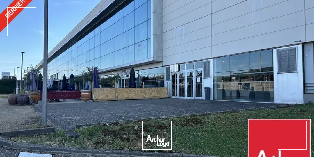 LOCAL COMMERCIAL à LOUER de 564 m²