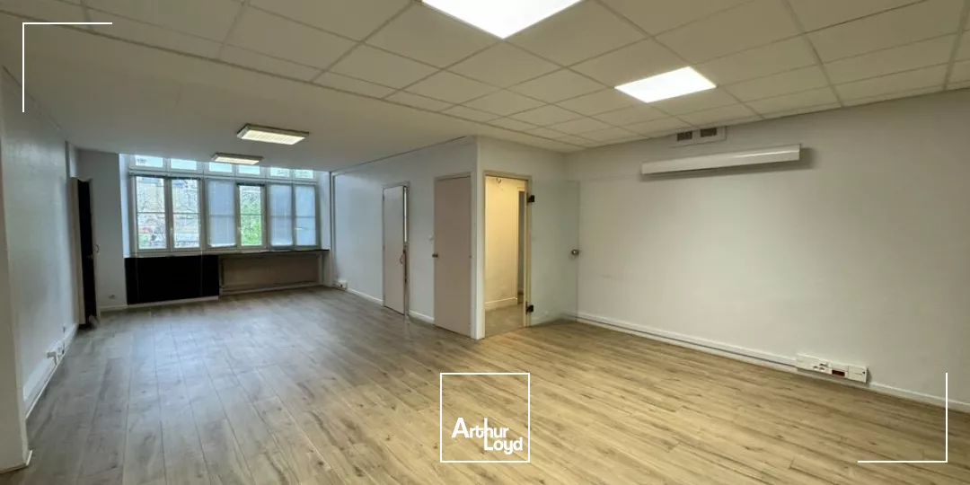 BUREAUX à LOUER de 167 m²