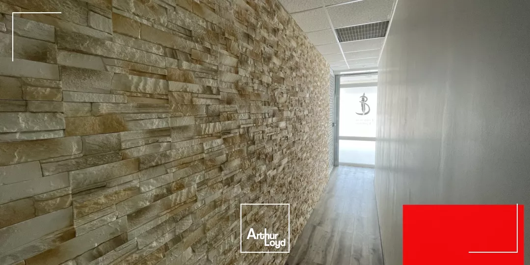 LOCAL PROFESSIONNEL 107 M² LOCATION - MONTPELLIER CENTRE - PROCHE TRIBUNAL