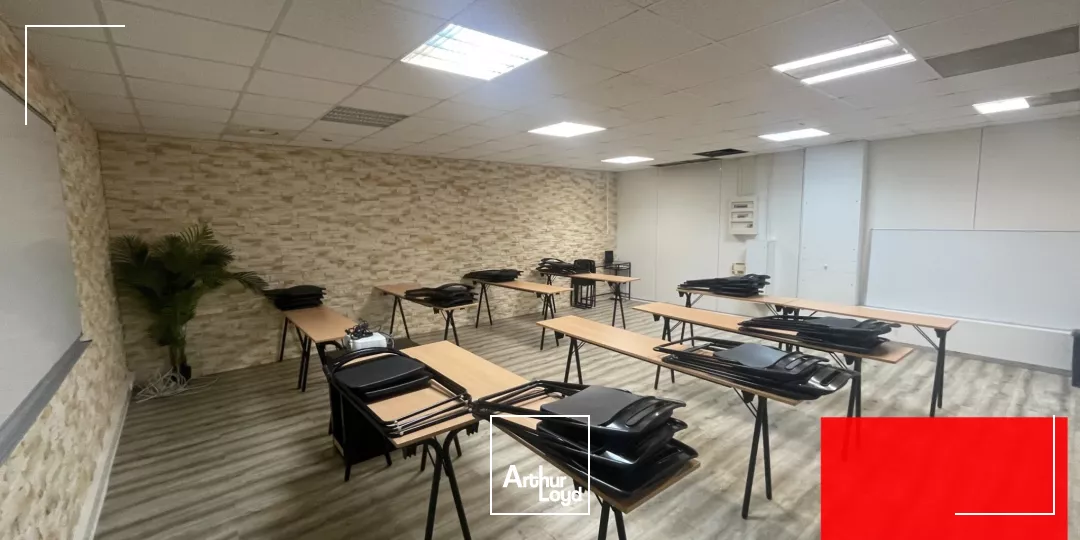 LOCAL PROFESSIONNEL 107 M² LOCATION - MONTPELLIER CENTRE - PROCHE TRIBUNAL