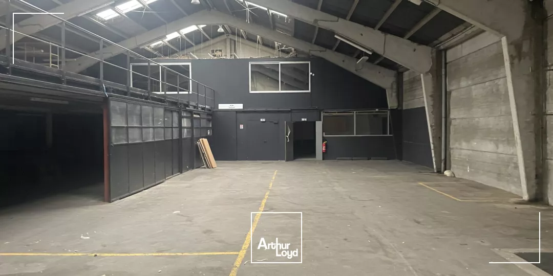 Bâtiment à louer à vendre axe passant - Arras