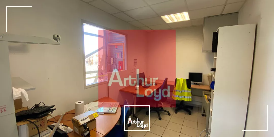 À LOUER Local d'activité 1 415 m² Emplacement stratégique en zone d'activités dynamique Roquefort (47)