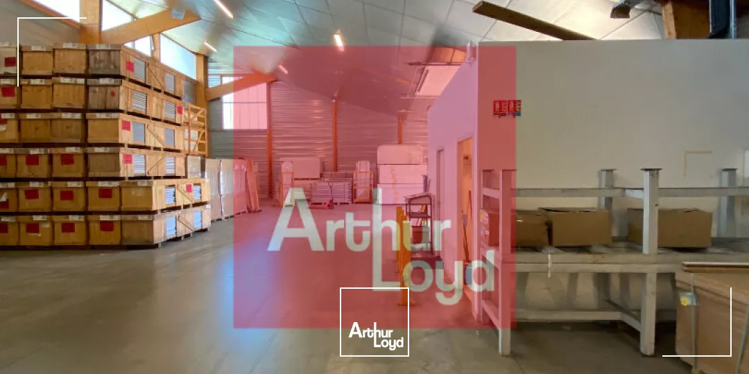 À LOUER Local d'activité 1 415 m² Emplacement stratégique en zone d'activités dynamique Roquefort (47)