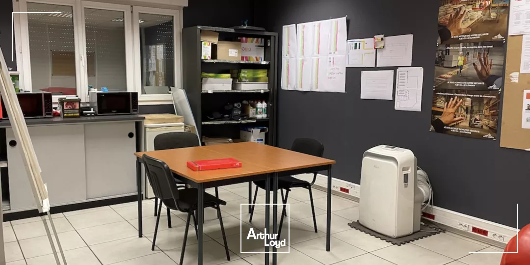 À LOUER - SITE INDUSTRIEL INDÉPENDANT D'EXCEPTION - GRANDE SYNTHE