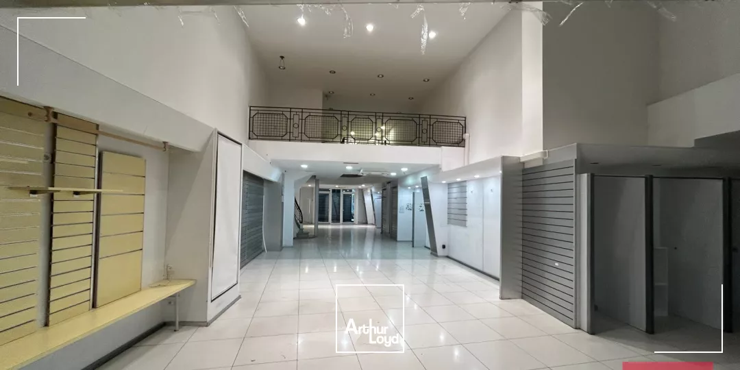 LOCAL COMMERCIAL CENTRE VILLE BEZIERS 