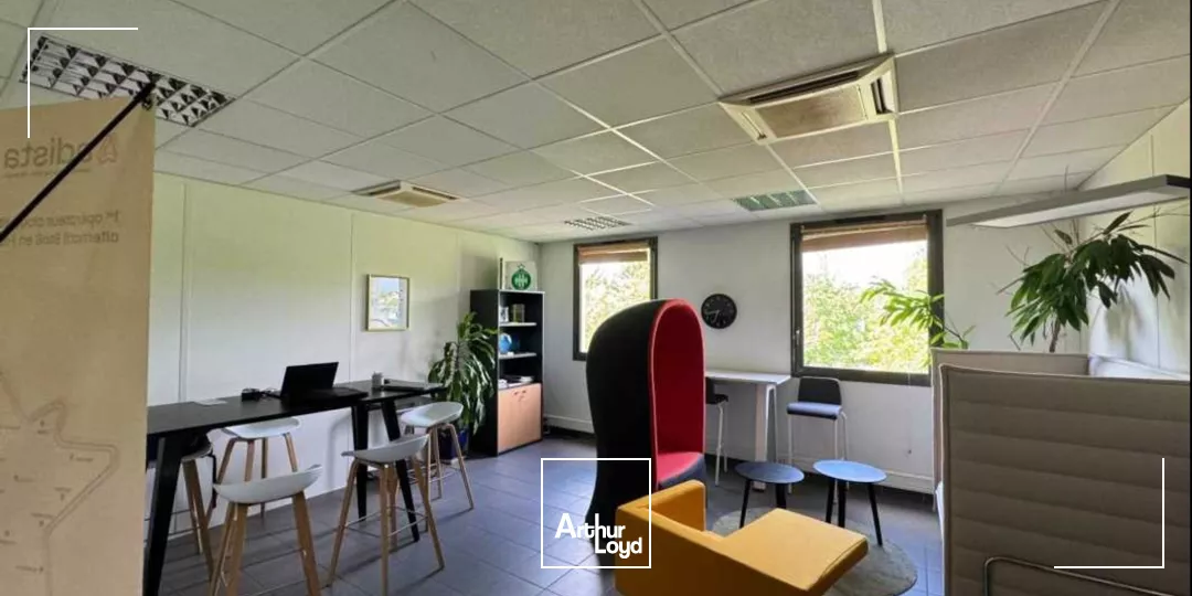 À VENDRE - Bureaux de 650 m² au Technopole à Saint-Étienne