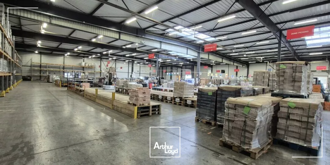 BATIMENT D'ACTIVITES - A LOUER - LONGVIC