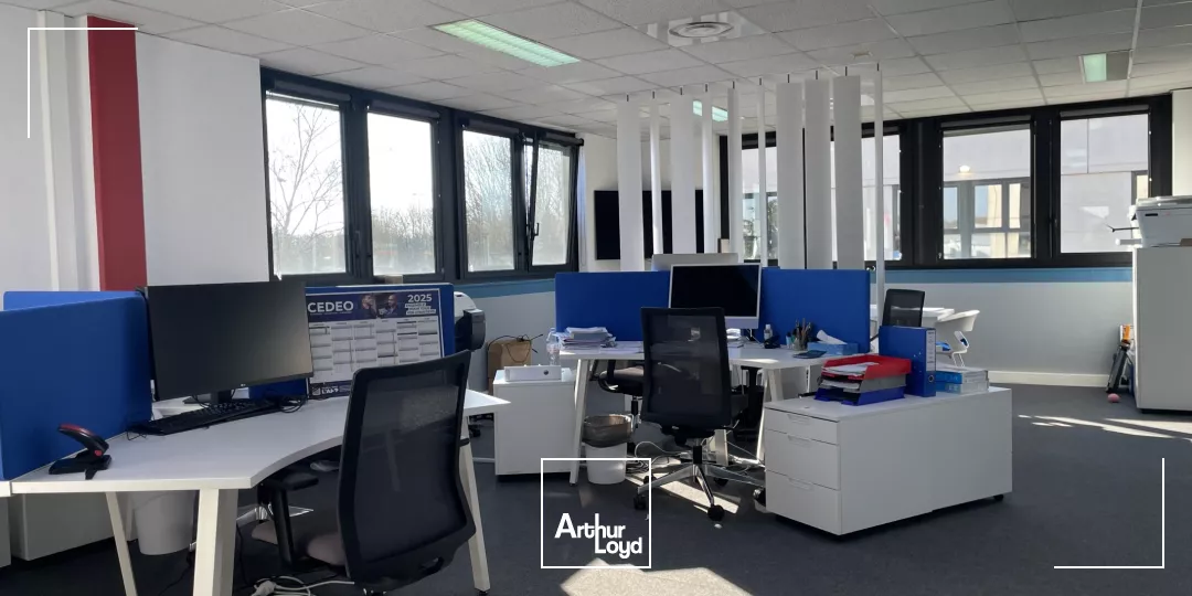 A LOUER PLATEAU DE BUREAUX 153 M2 - COMPIEGNE ZAC DE MERCIERES