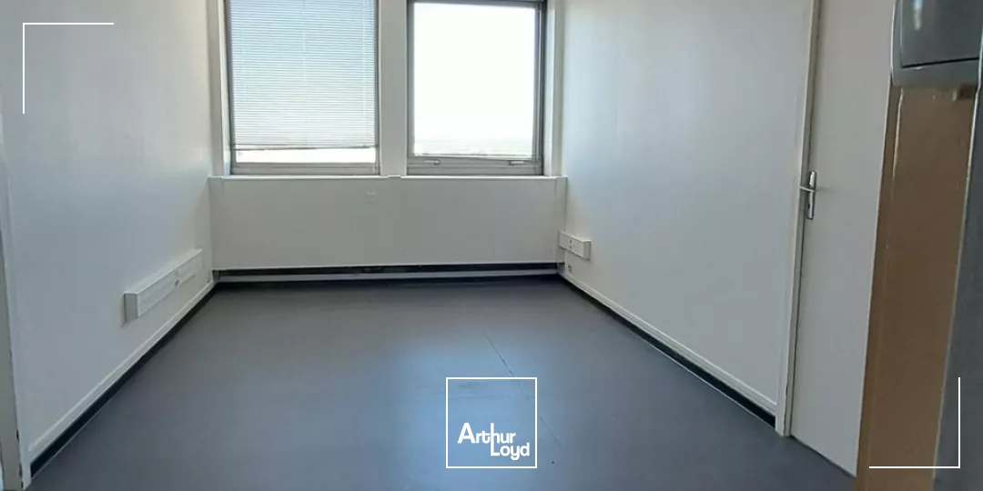 BUREAUX location à BRIVE-LA-GAILLARDE 19100