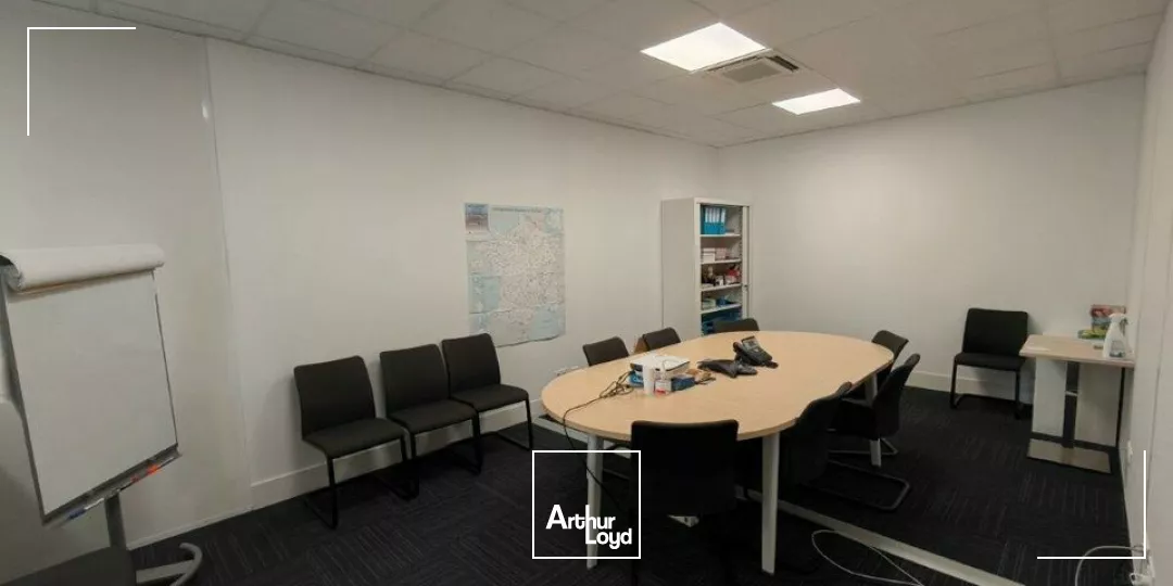 DIJON - QUARTIER DU CHU - LOCAL COMMERCIAL- A LOUER