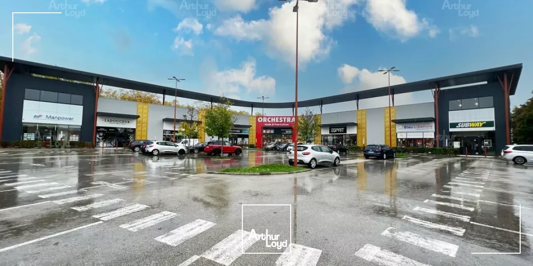 LOCAL COMMERCIAL - À LOUER - BEAUNE