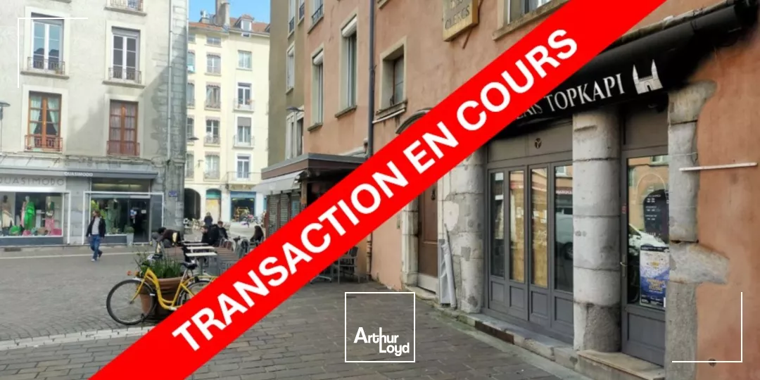 LOCAL COMMERCIAL 75 M² A LOUER GRENOBLE PLACE CLAVEYSON TERRASSE