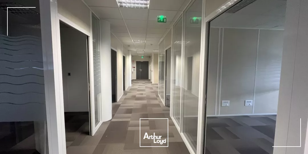 Immeuble de bureaux à vendre d'environ 4 635m2 (SHON) - BOIGNY SUR BIONNE 