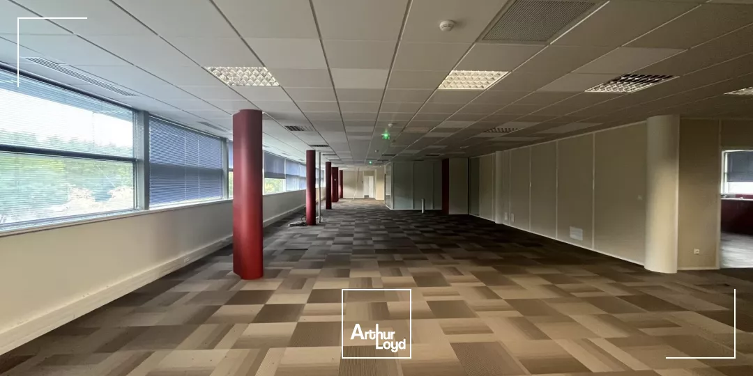 Immeuble de bureaux à vendre d'environ 4 635m2 (SHON) - BOIGNY SUR BIONNE 