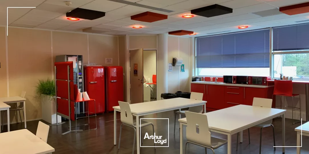 Immeuble de bureaux à vendre d'environ 4 635m2 (SHON) - BOIGNY SUR BIONNE 