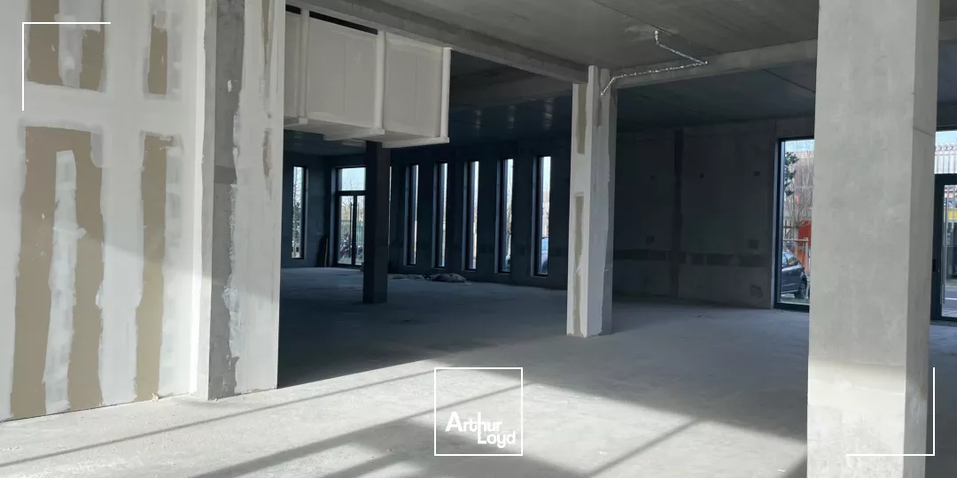  Locaux commerciaux de 108 à 260 m² au coeur d'un quartier tertiaire dynamique à Villeneuve d'Ascq - Parc de la Haute Borne - Ideal restauration