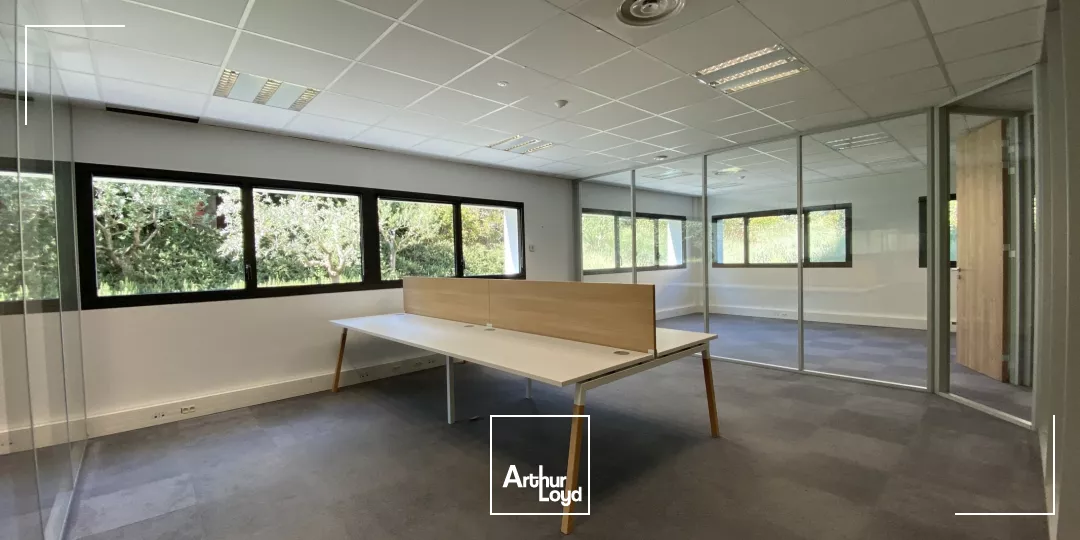 Bureaux à louer idéalement située dans le secteur d'Aix Ouest 