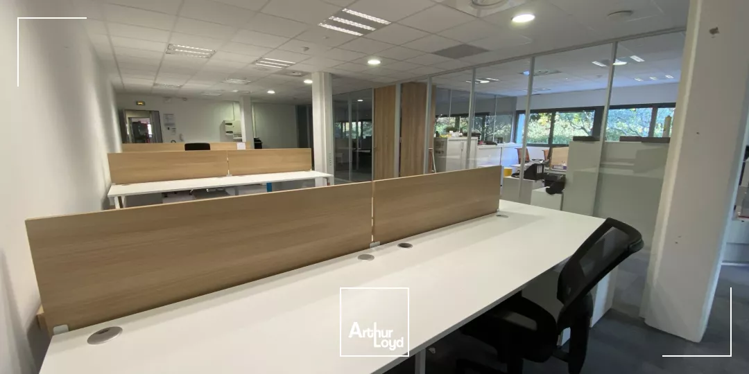 Bureaux à louer idéalement située dans le secteur d'Aix Ouest 