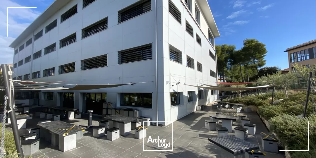 Bureaux à louer idéalement située dans le secteur d'Aix Ouest 