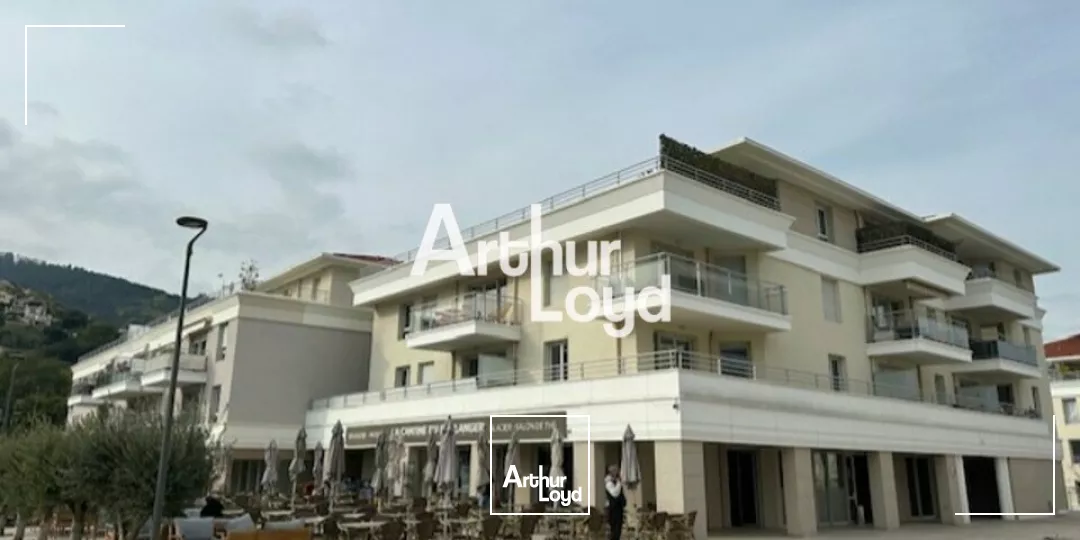 Rare - A vendre local commercial 430 m² Mandelieu la Napoule - Axe très passant