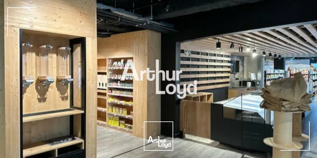 Rare - A vendre local commercial 430 m² Mandelieu la Napoule - Axe très passant