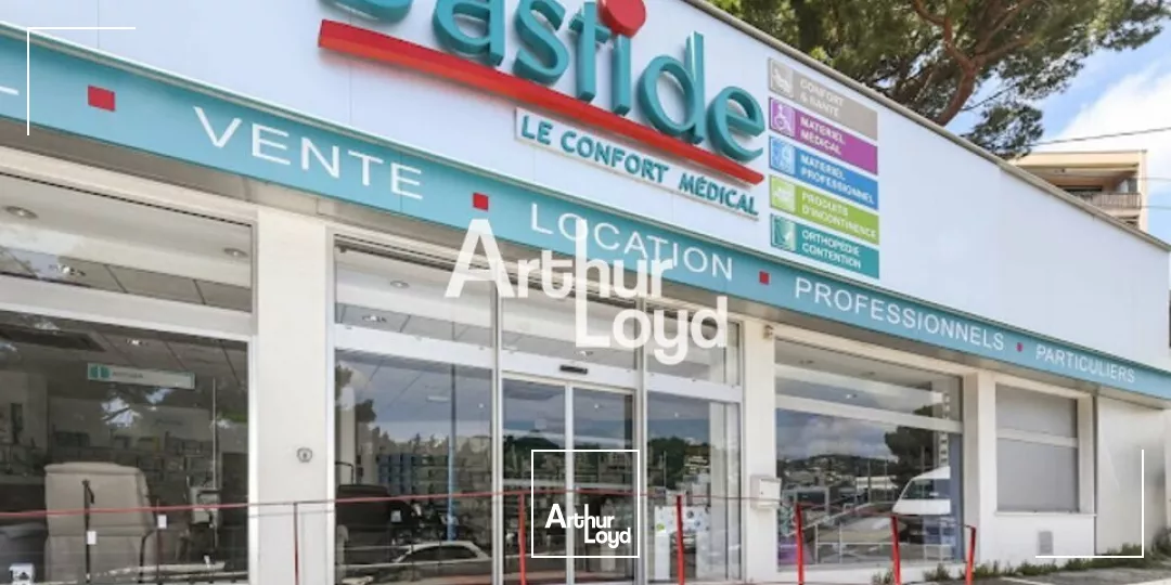 A louer local commercial 160 m² - Emplacement numéro 1 - Cannes
